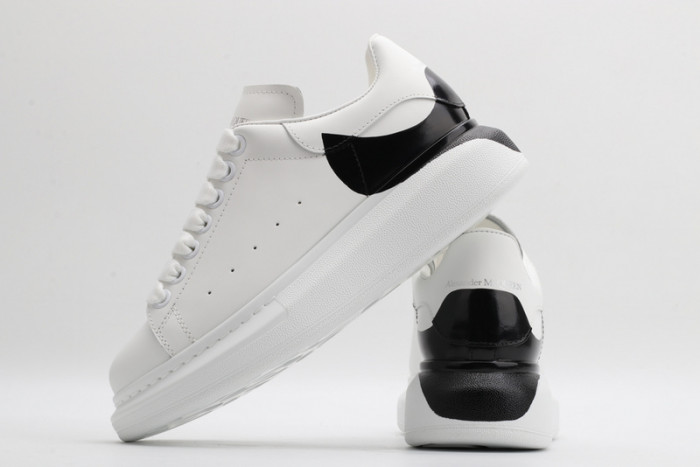 alex mcqu sneakers