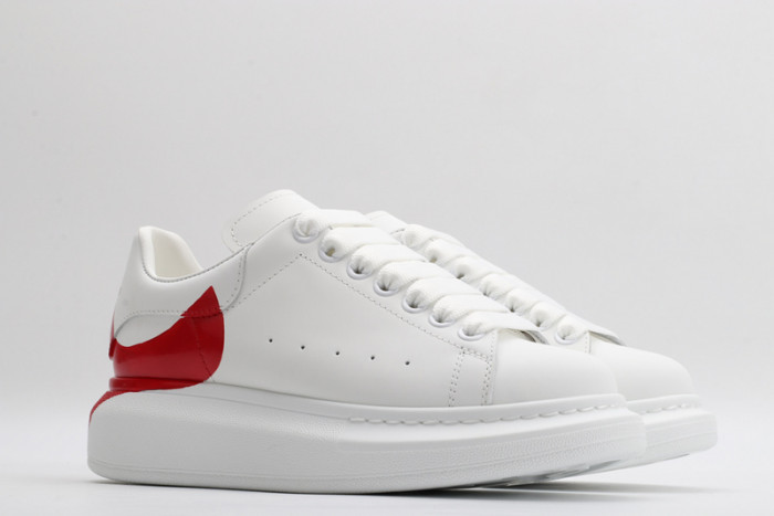 alex mcqu sneakers
