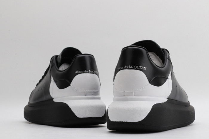 alex mcqu sneakers