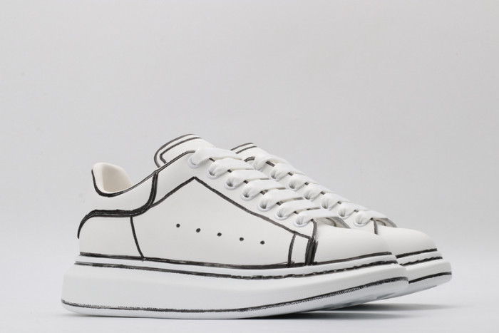 alex mcqu sneakers