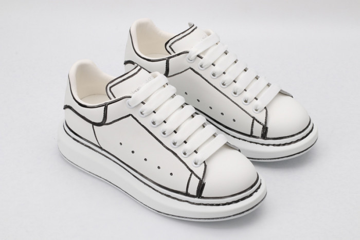 alex mcqu sneakers