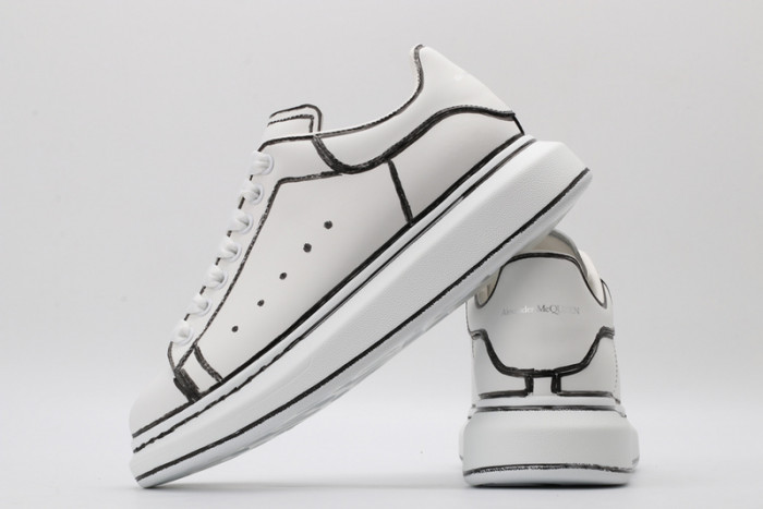 alex mcqu sneakers