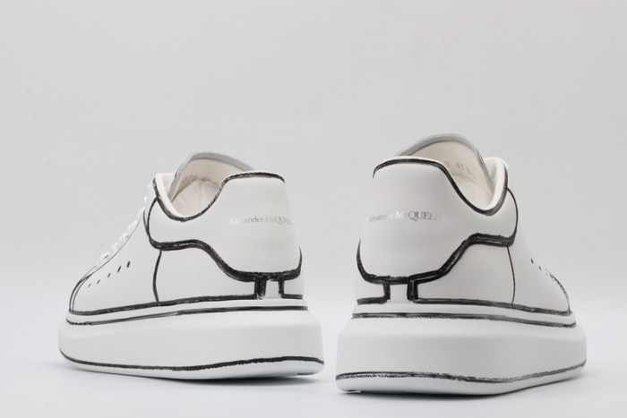 alex mcqu sneakers