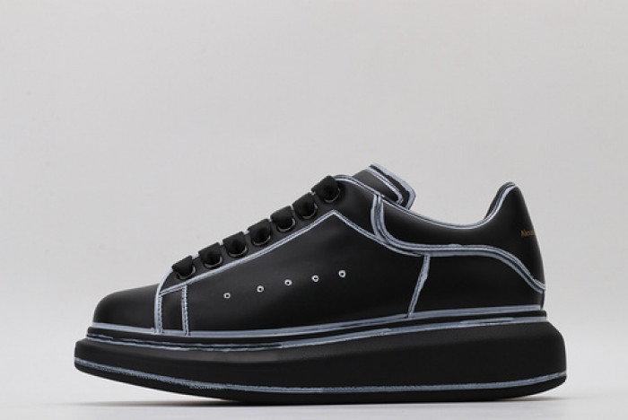 alex mcqu sneakers