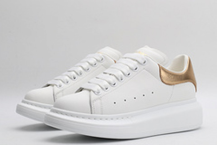 alex mcqu sneakers