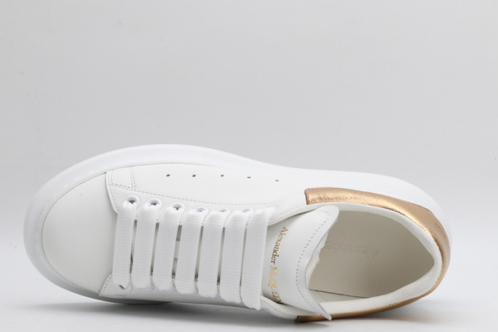 alex mcqu sneakers