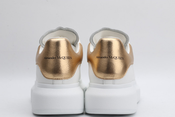 alex mcqu sneakers