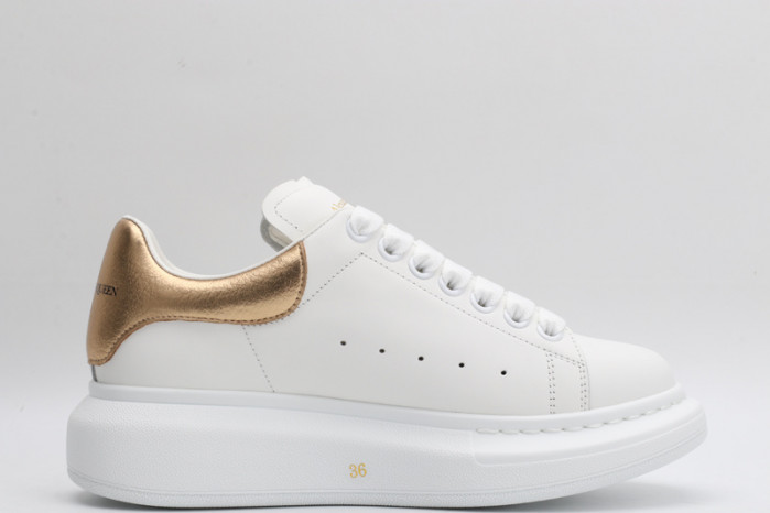 alex mcqu sneakers