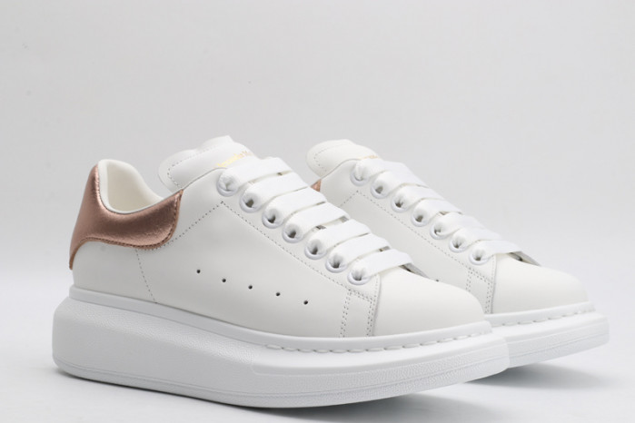 alex mcqu sneakers