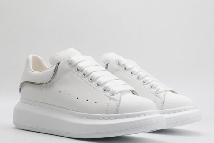 alex mcqu sneakers