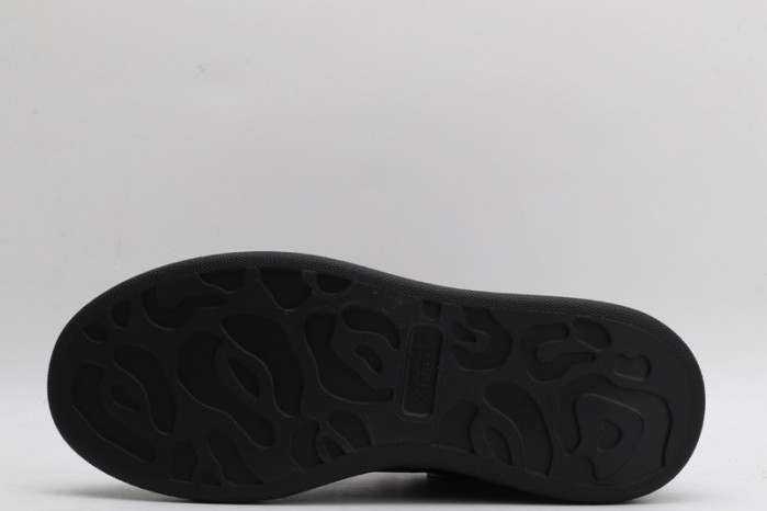 alex mcqu sneakers