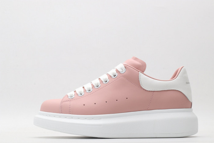 alex mcqu sneakers