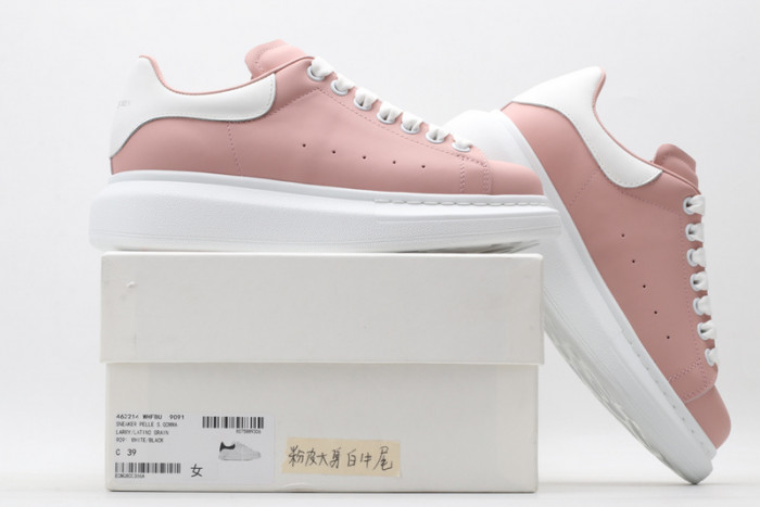 alex mcqu sneakers