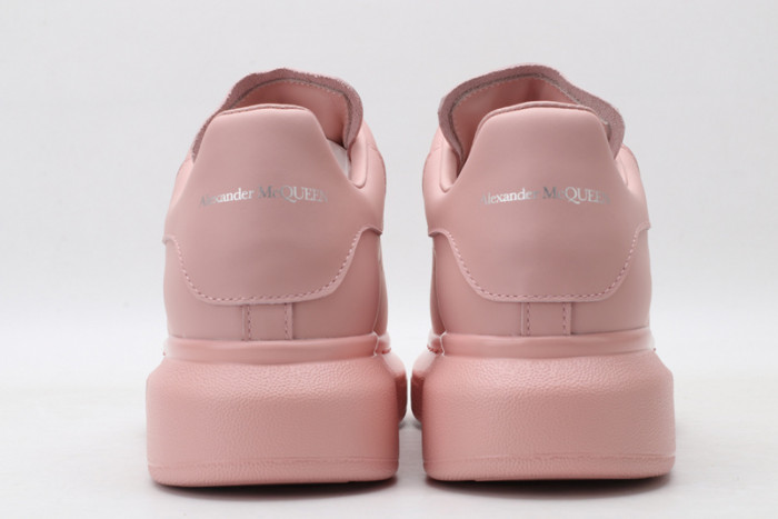 alex mcqu sneakers