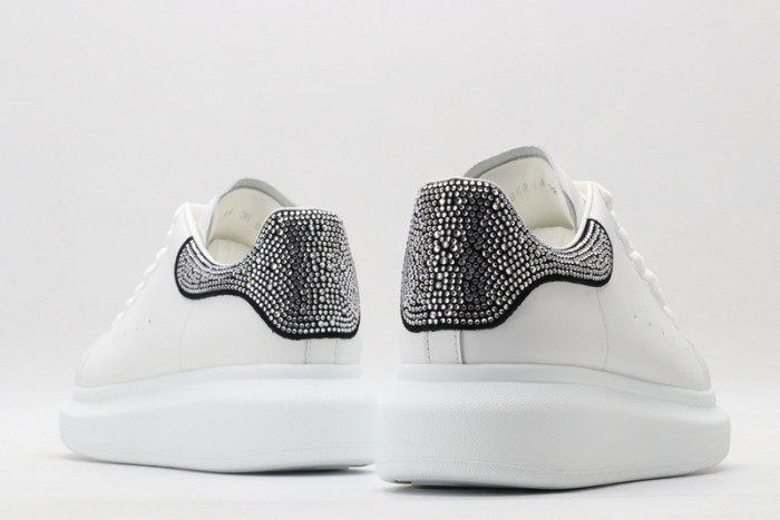 alex mcqu sneakers