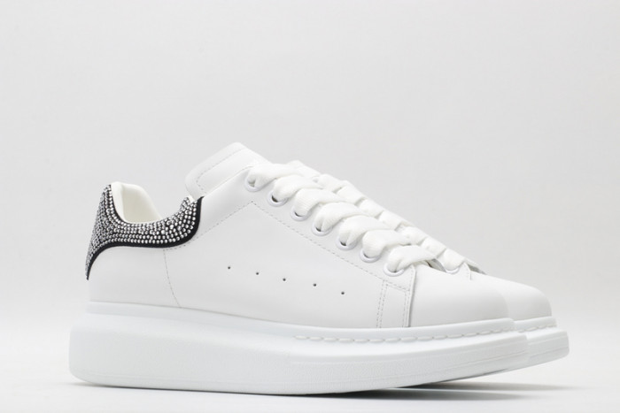 alex mcqu sneakers
