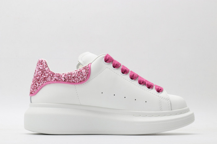 alex mcqu sneakers