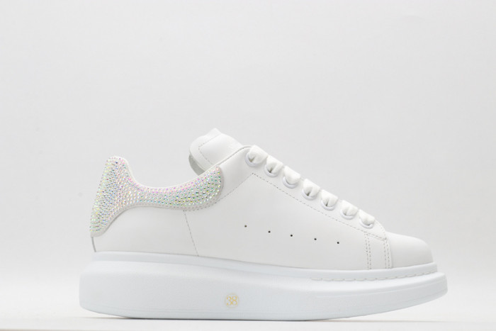 alex mcqu sneakers