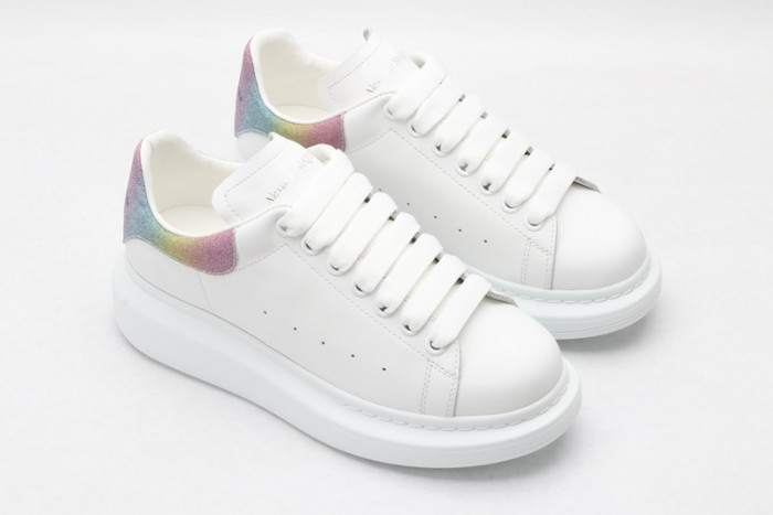 alex mcqu sneakers