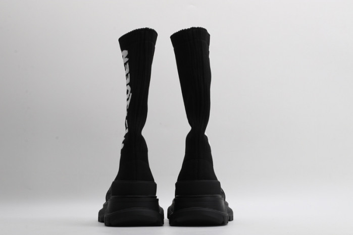 alex mcqu sneakers