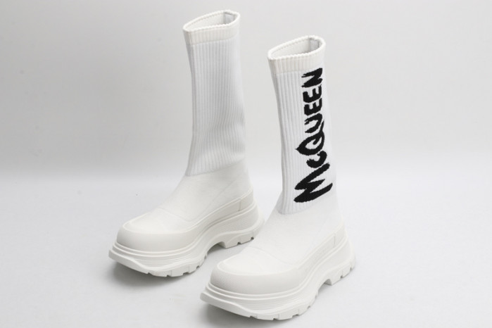 alex mcqu sneakers