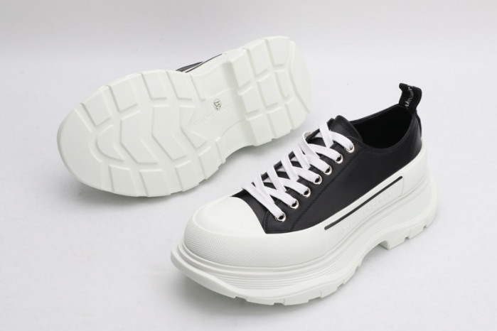 alex mcqu sneakers