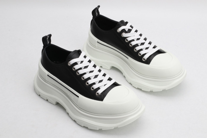 alex mcqu sneakers