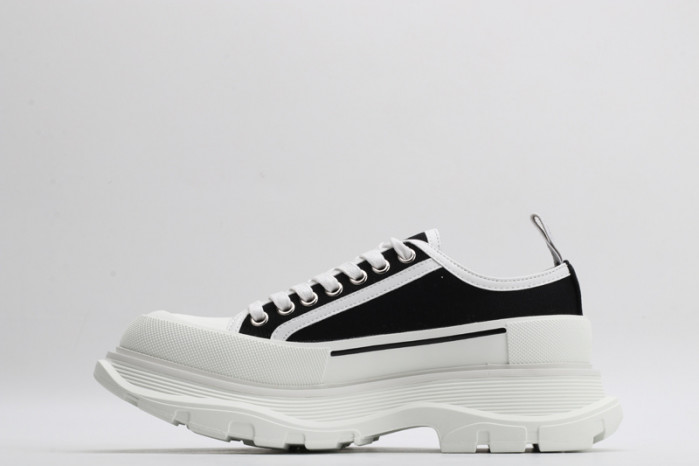 alex mcqu sneakers