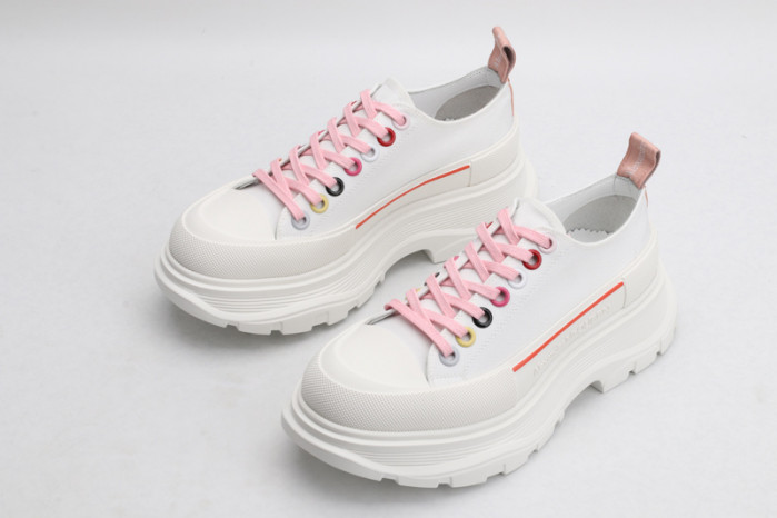 alex mcqu sneakers