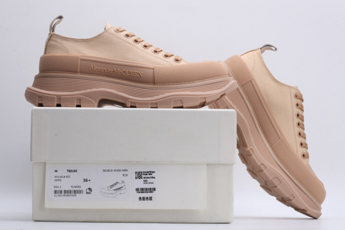 alex mcqu sneakers