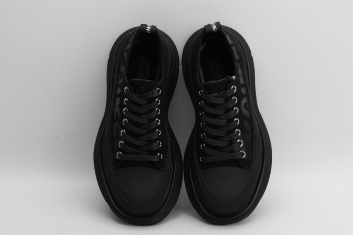 alex mcqu sneakers