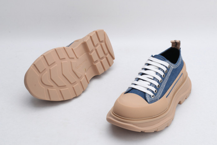 alex mcqu sneakers