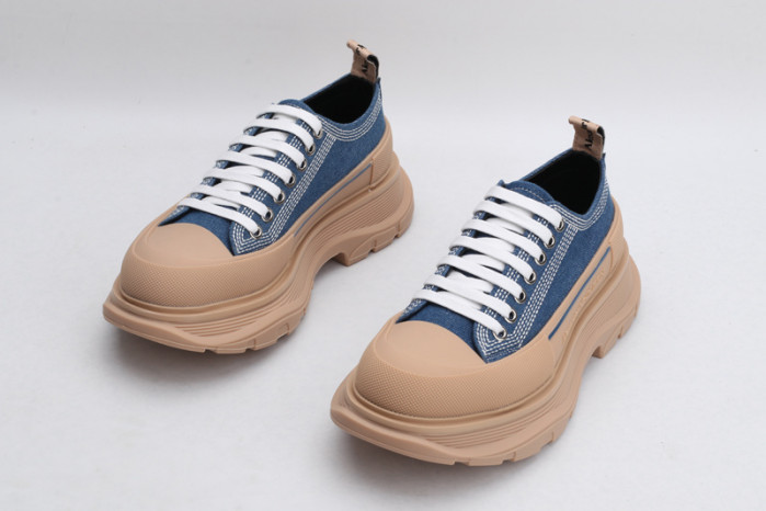 alex mcqu sneakers