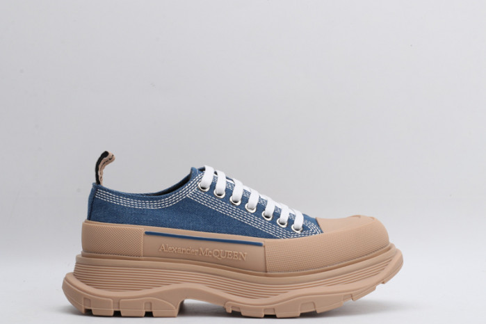alex mcqu sneakers