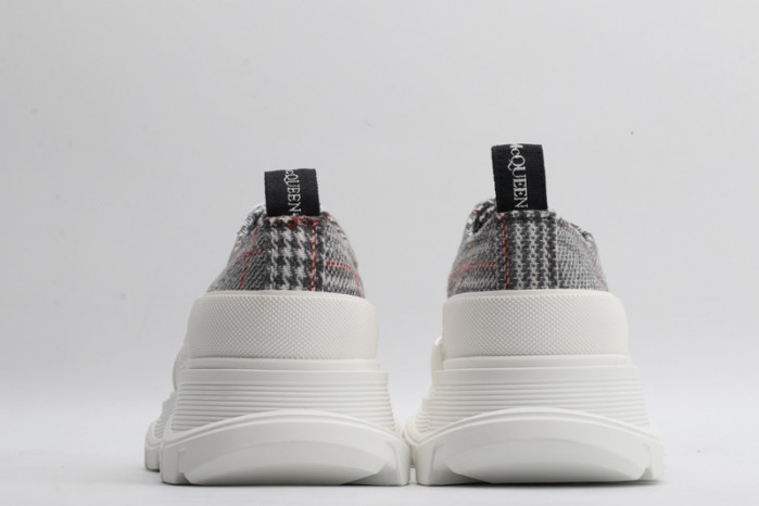 alex mcqu sneakers