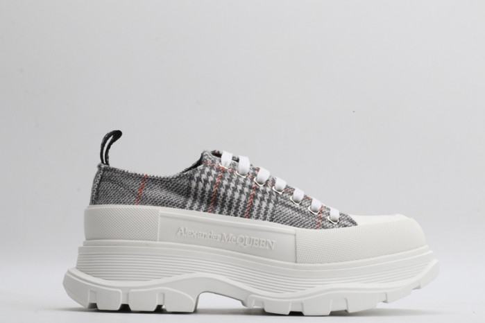alex mcqu sneakers