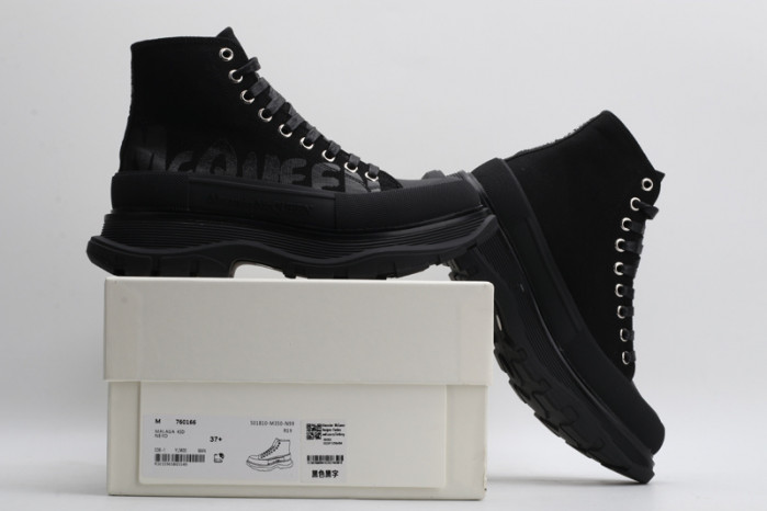 alex mcqu sneakers