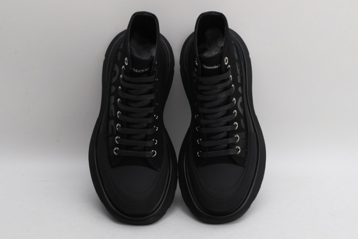 alex mcqu sneakers