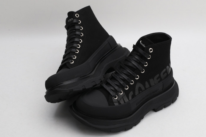 alex mcqu sneakers