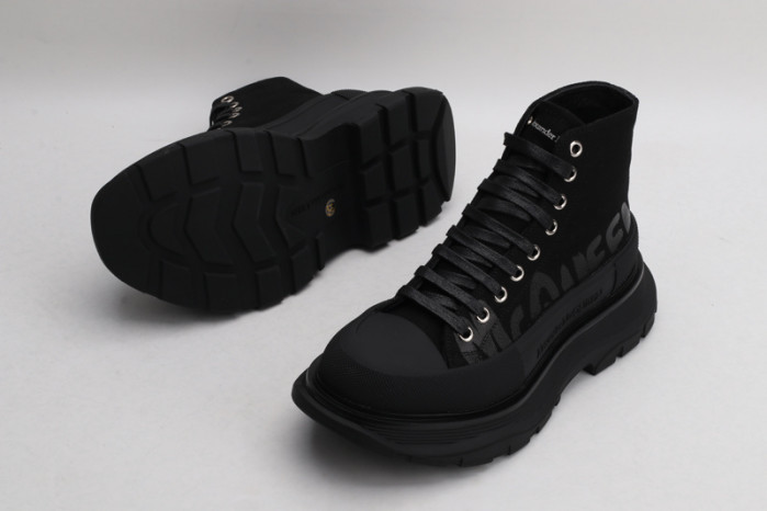 alex mcqu sneakers