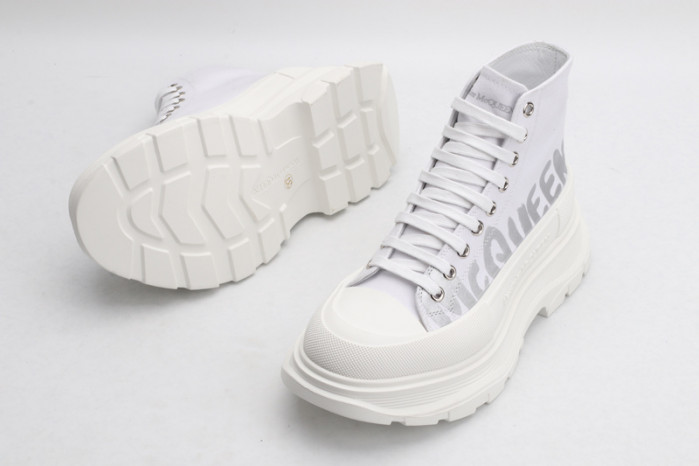 alex mcqu sneakers