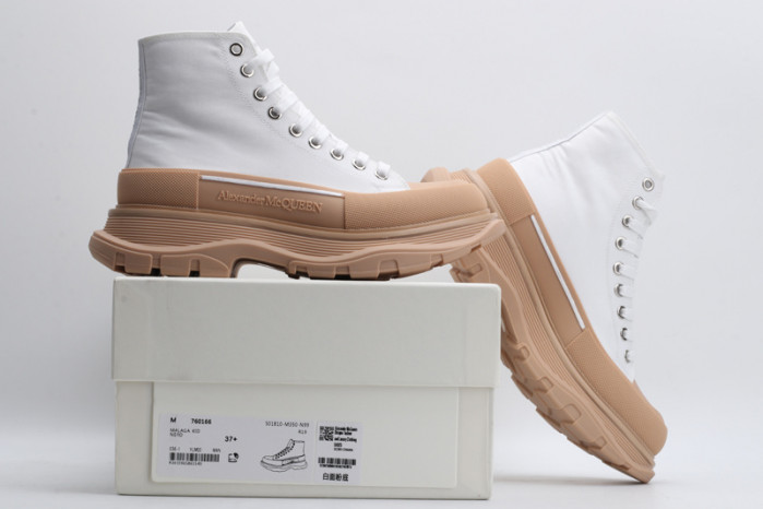 alex mcqu sneakers
