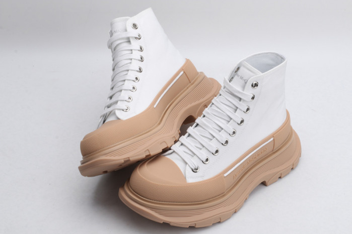 alex mcqu sneakers