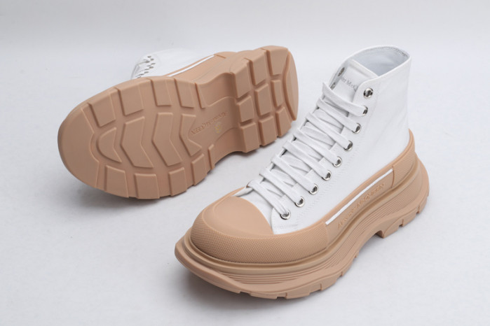 alex mcqu sneakers