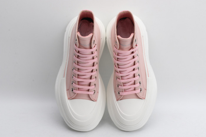 alex mcqu sneakers