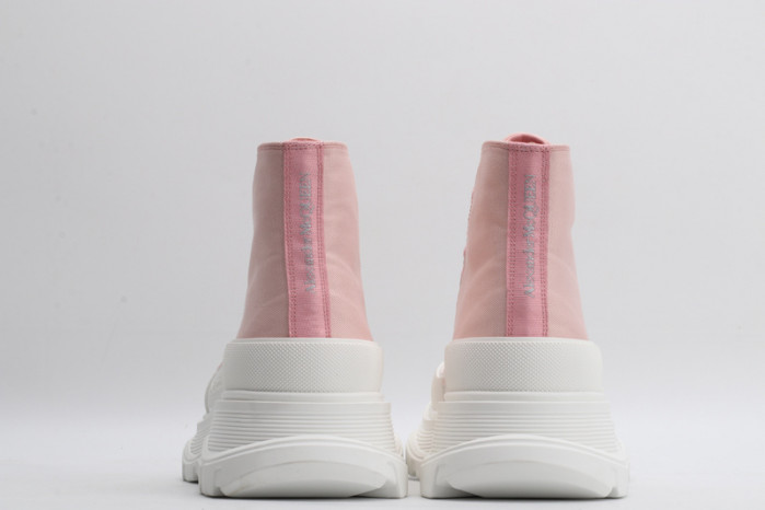 alex mcqu sneakers