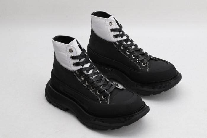 alex mcqu sneakers
