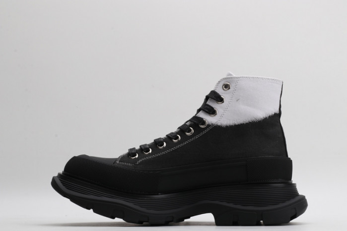 alex mcqu sneakers