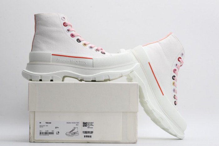 alex mcqu sneakers