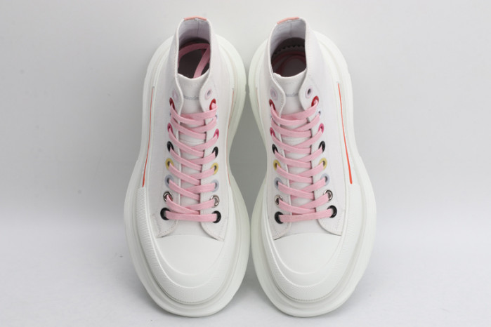 alex mcqu sneakers